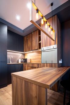 Quiet apartment in charge of Bartolomeo ta, Dnipro (Dnipropetrovsk) - apartment by the day