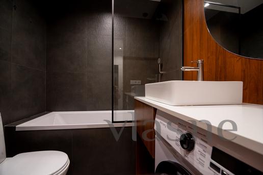 Quiet apartment in charge of Bartolomeo ta, Dnipro (Dnipropetrovsk) - apartment by the day