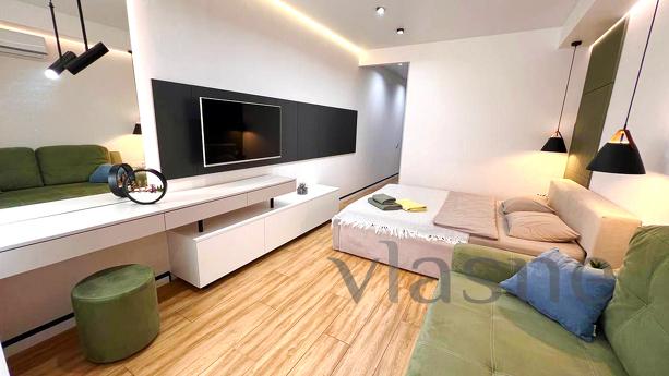 Modern design and comfort in the best area, Dnipro (Dnipropetrovsk) - apartment by the day