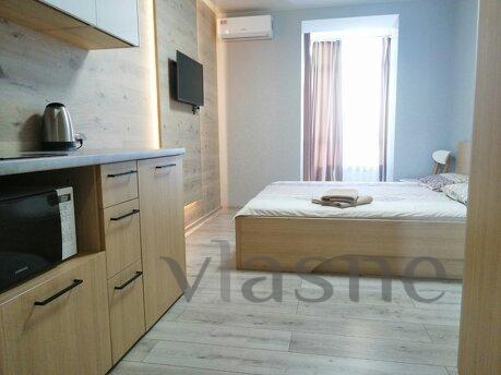 Ти переступаєш поріг — і серце вже б’ється швидше. Свічки, б