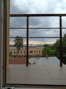 Similar rental of a one-room apartment, Chernivtsi - apartment by the day