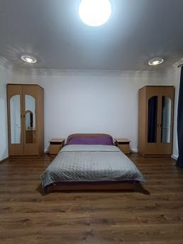 Similar rental of a one-room apartment, Chernivtsi - apartment by the day