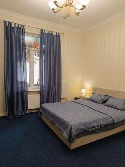 2-room apartment on Kobilyanskyi, Chernivtsi - apartment by the day