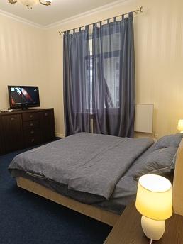 2-room apartment on Kobilyanskyi, Chernivtsi - apartment by the day
