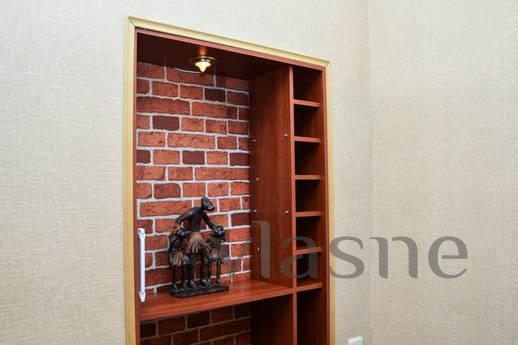 stylish apartment in the heart of the ci, Odessa - apartment by the day