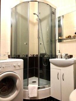 Apartment in the center, documents visible, Rivne - apartment by the day