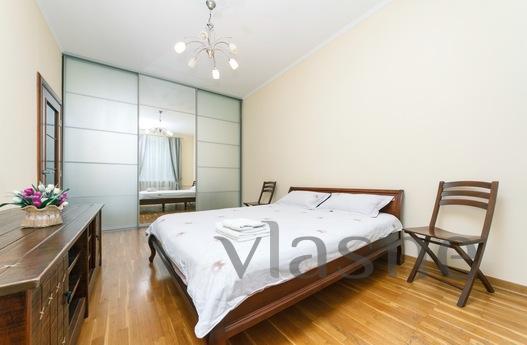 Apartment in a quiet location in a noisy, Киев - апартамент за нощувки