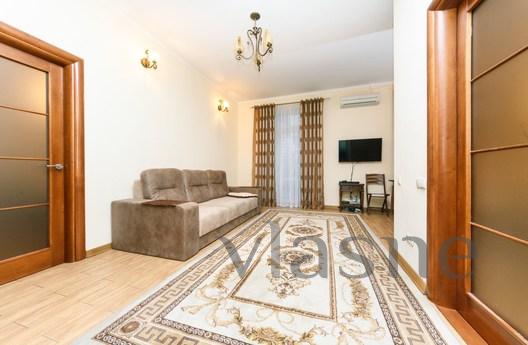 Apartment in a quiet location in a noisy, Киев - апартамент за нощувки