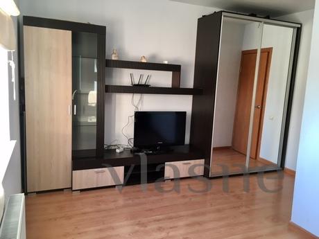 Cozy 2 bedroom apartment in 7th Heaven!, Odessa - apartment by the day