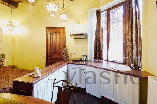 Comfortable apartment on the square. Mar, Lviv - apartment by the day