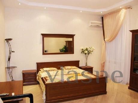 Two separate bedrooms for rent Center., Odessa - apartment by the day