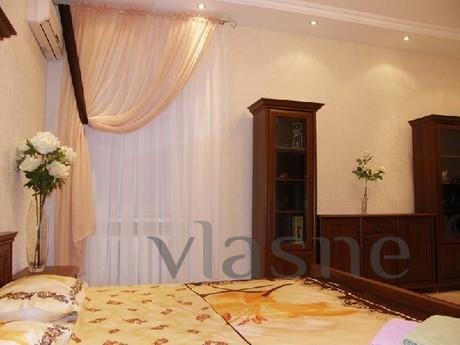 Two separate bedrooms for rent Center., Odessa - apartment by the day