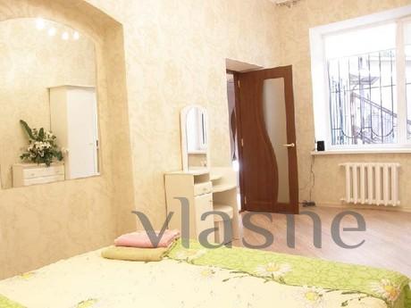 Two separate bedrooms for rent Center., Odessa - apartment by the day
