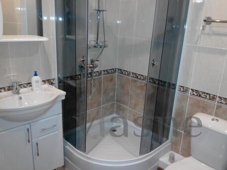A cozy one-room apartment is for rent. The apartment has eve