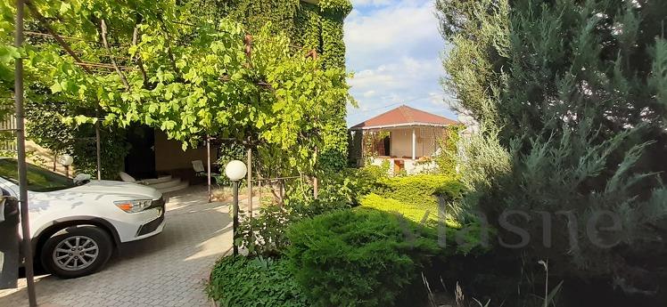 Rent a house like this on Karolino Bugazi, Odessa - apartment by the day