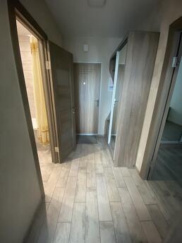 New apartment from Kharkivska metro station, Kyiv - apartment by the day