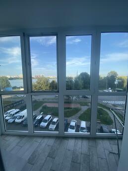 New apartment from Kharkivska metro station, Kyiv - apartment by the day