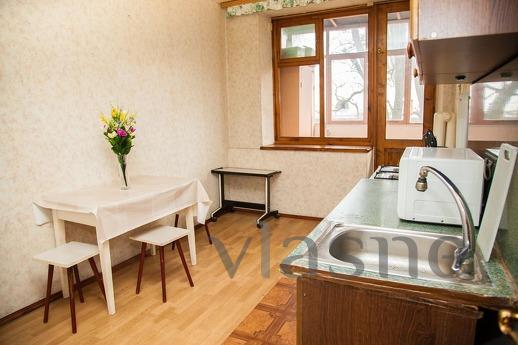 2-room standard near the shopping center Aurora, Zaporizhzhia - apartment by the day