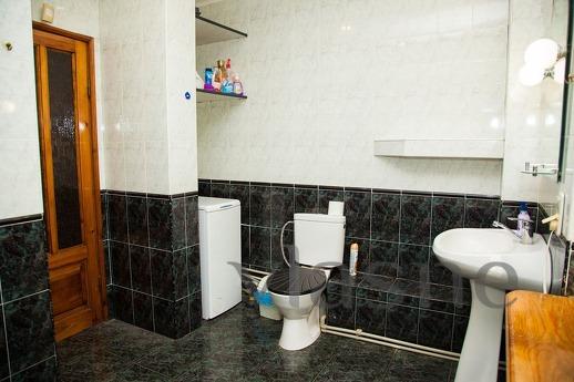 2-room standard near the shopping center Aurora, Zaporizhzhia - apartment by the day