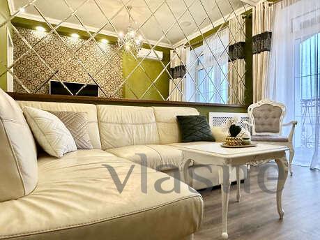 VIP 2-room apartments near McDonald's, Zaporizhzhia - apartment by the day