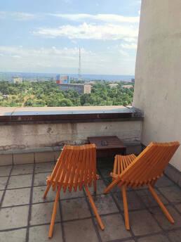 Two-storey luxury studio on Volgogradskaya, Zaporizhzhia - apartment by the day