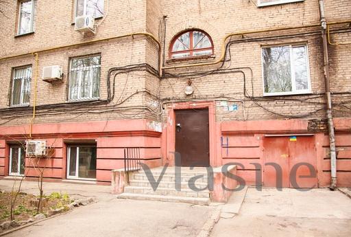 2-room Junior Suite near Soborny Avenue, Zaporizhzhia - apartment by the day