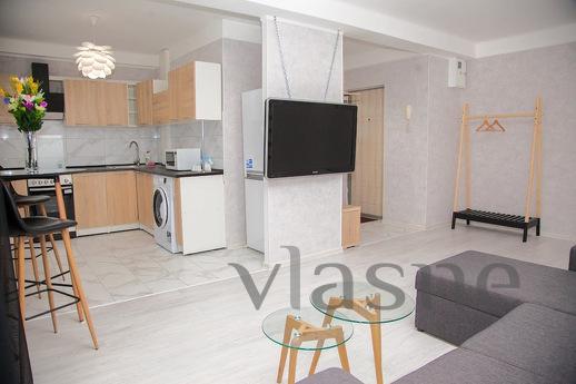 Excellent two-room luxury apartment. There is a public trans
