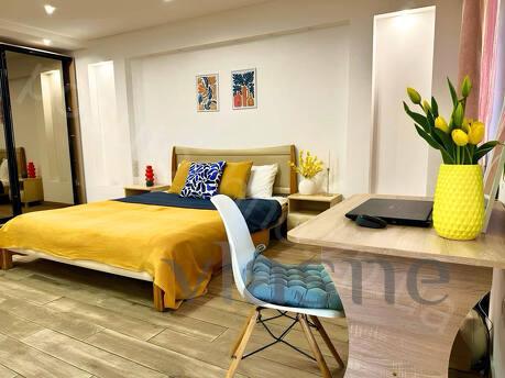 Stylish luxury studio on Patrioticheskaya street - next to t