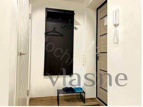 1 room Lux studio, Patrioticheskaya st., 56a, Zaporizhzhia - apartment by the day