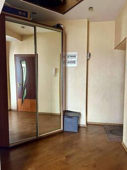 2 rooms. Junior suite on Soborny Avenue 212, Zaporizhzhia - apartment by the day