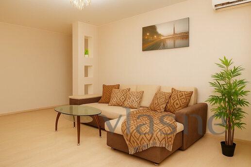 Excellent 2-room Lux on Gagarin Street, Zaporizhzhia - apartment by the day