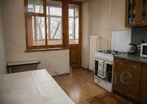 2-room standard near the shopping center Aurora, Zaporizhzhia - apartment by the day