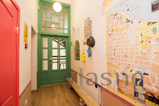 European hostel in the heart of the city, Odessa - apartment by the day