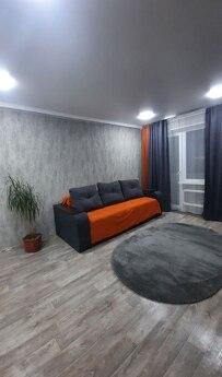 Rent 2 rooms. Daily rent in the Vokzalov area, Kamenskoe (Dniprodzerzhynsk) - apartment by the day