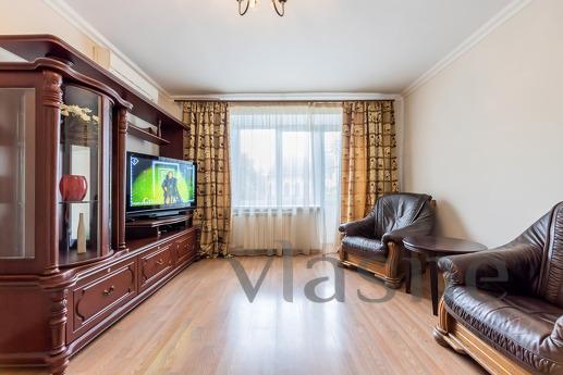 1k apartment Podobovo, Palats Sportu metro station The apartments are located in the center of Kiev, at the add