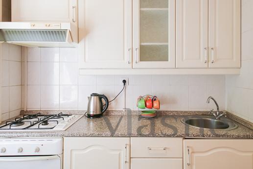 Rent 1k apartment on st. Hospital 2 Rent 1k apartment on st. Hospital 2, Kyiv - apartment by the day