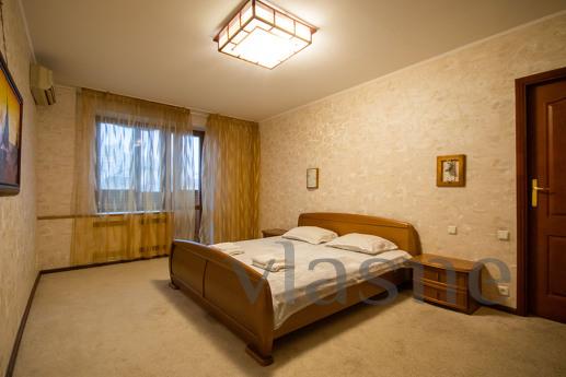 Rent 2k apartment near Kiev The apartment is located in the center of Kiev at the addres