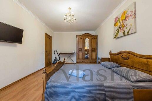 Podobova 2k apartment bіlya Sports Palace The apartment is located in a prestigious area of Kiev at th