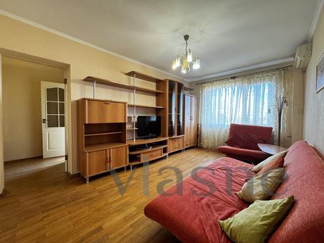 Rent 2k apartment from Pechersk metro station Rent 2k apartment from Pechersk metro station, Kyiv - apartment by the day