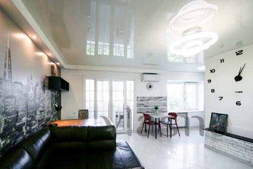 Pobodova rent 2k apartment Pobodova rent 2k apartment, Kyiv - apartment by the day