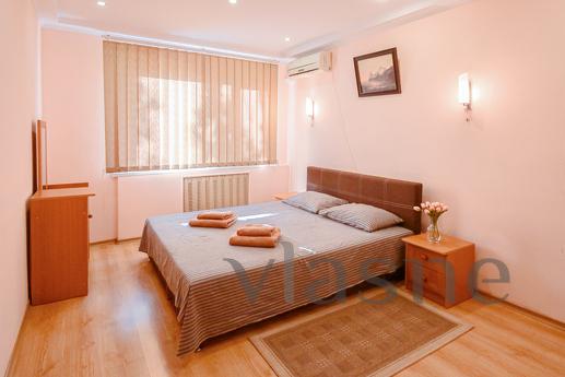 Rent 2k apartment on Pechersk Apartments with two bedrooms are located at the address: Nov