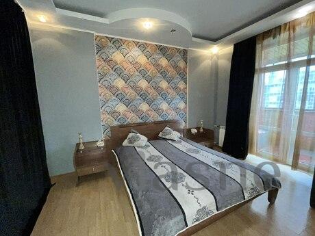 Rent a 3k apartment near the center of the capital Rent a 3k apartment near the center of the capital, Kyiv - apartment by the day