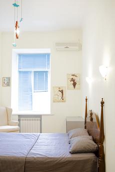 Pobodova rent 3k apartment Pobodova rent 3k apartment, Kyiv - apartment by the day