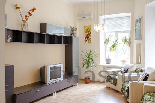 Pobodova rent 3k apartment Pobodova rent 3k apartment, Kyiv - apartment by the day