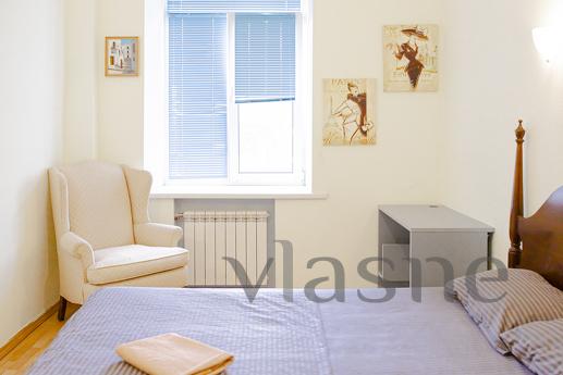 Pobodova rent 3k apartment Pobodova rent 3k apartment, Kyiv - apartment by the day