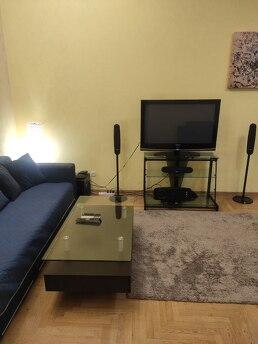 Оренда 3к квартири біля метро Театральна Оренда 3к квартири біля метро Театральна, Киев - квартира посуточно