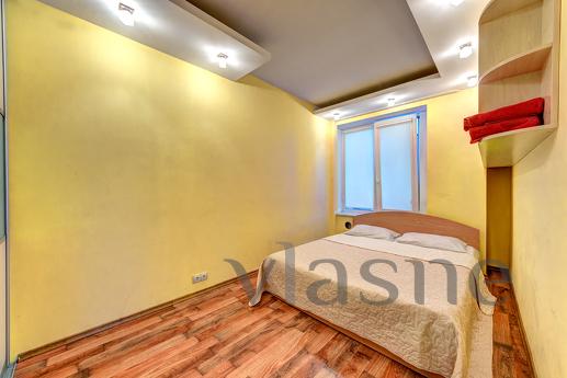 Podobova rent 3k apartment Podobova rent 3k apartment, Kyiv - apartment by the day