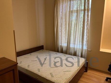 Rent a 3k apartment near the center of Kiev Rent a 3k apartment near the center of Kiev, Kyiv - apartment by the day