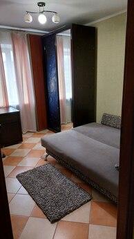 Rent 3k apartment, Pecherska metro station, Kyiv - apartment by the day