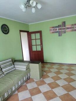 Rent 3k apartment, Pecherska metro station, Kyiv - apartment by the day